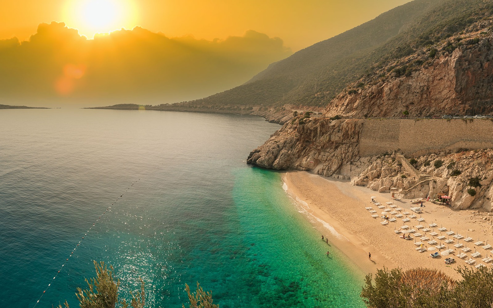 Antalya kıyı şeridi